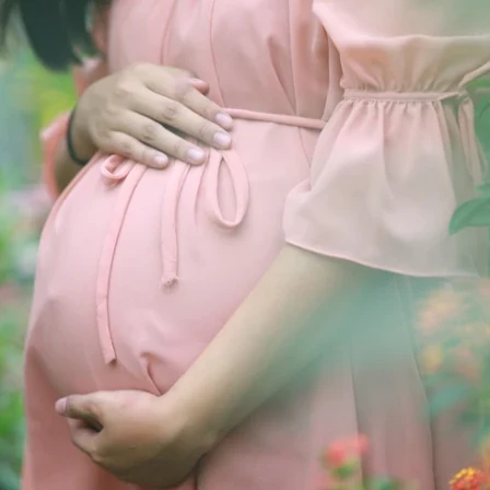 Une femme enceinte